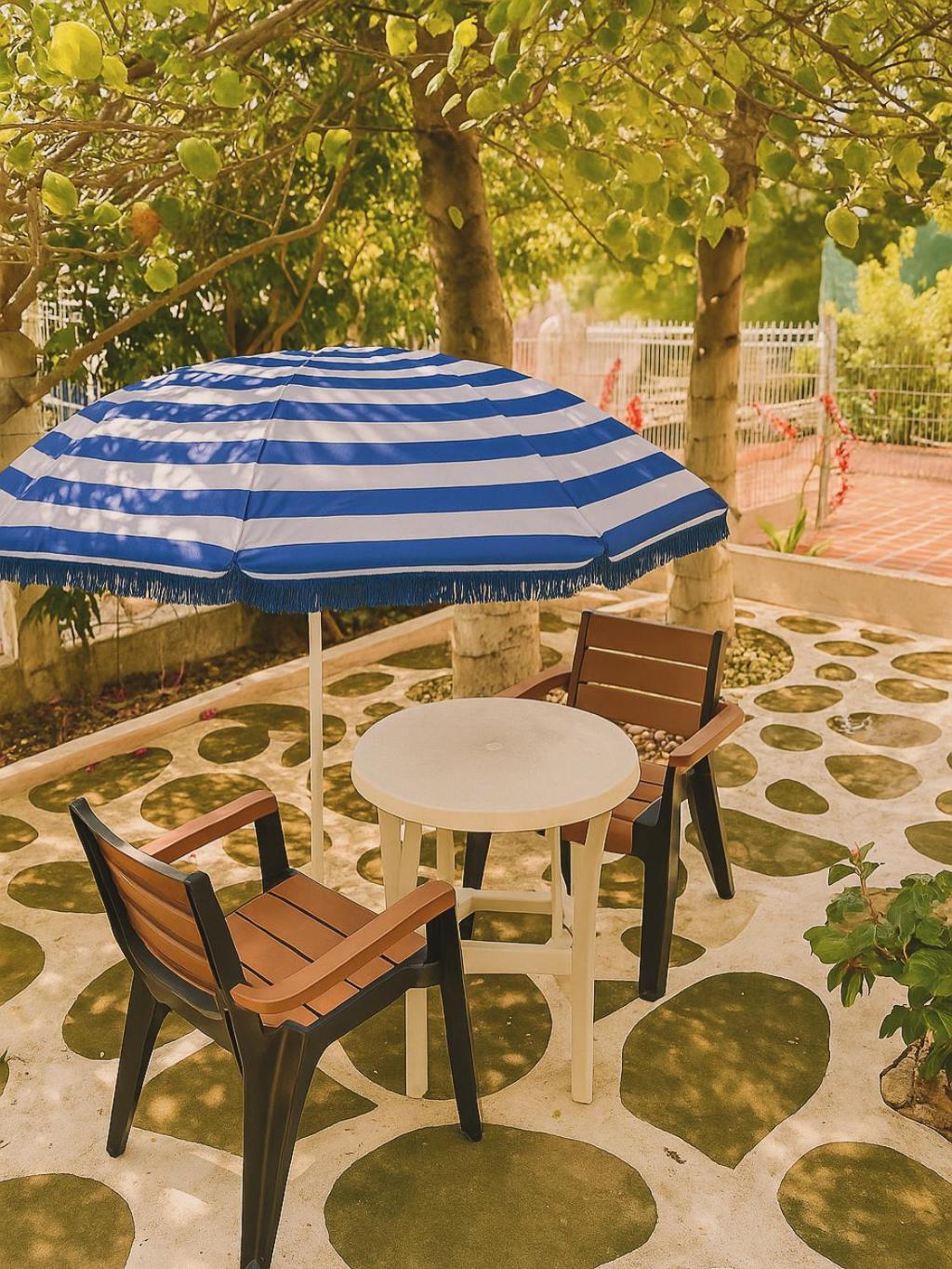Casa Mikonos *